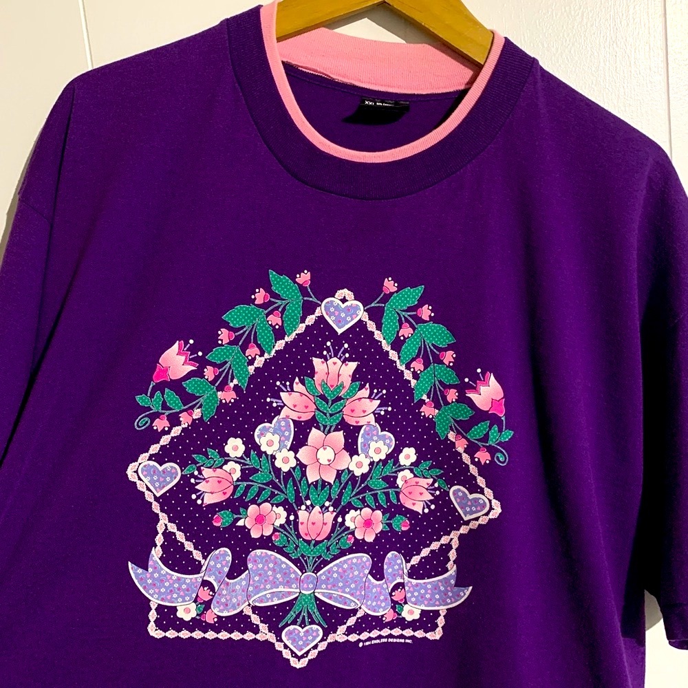 Vintage 1994 Floral Graphic Tee Fruit of the Loom Single Stitch